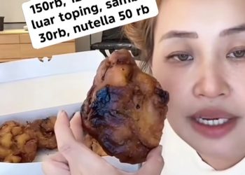 Penampakan pisang goreng viral Pinkan Mambo