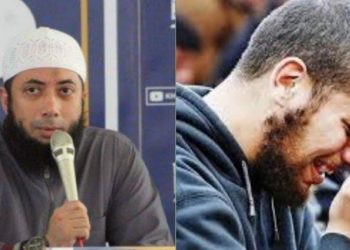 Ustaz Khalid Basalamah Jelaskan Hukum Menangis Saat Sholat