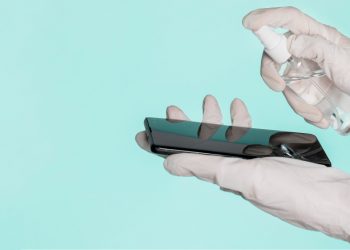 Kenali Fungsi dan Cara Memilih Tempered Glass HP Agar Lebih Awet