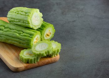 Pare: Pahitnya Menyembuhkan, Khasiatnya Mengejutkan