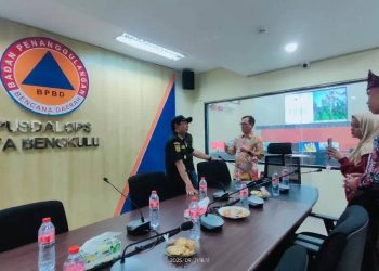 Walikota Bengkulu Pastikan Kesiapan Gedung Pusdalops dan Alat Peringatan Dini Tsunami