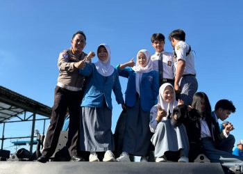 Polda Bengkulu Gelar Police Go To School, Edukasi 1.200 Siswa SMAN 2 tentang Tertib Lalu Lintas