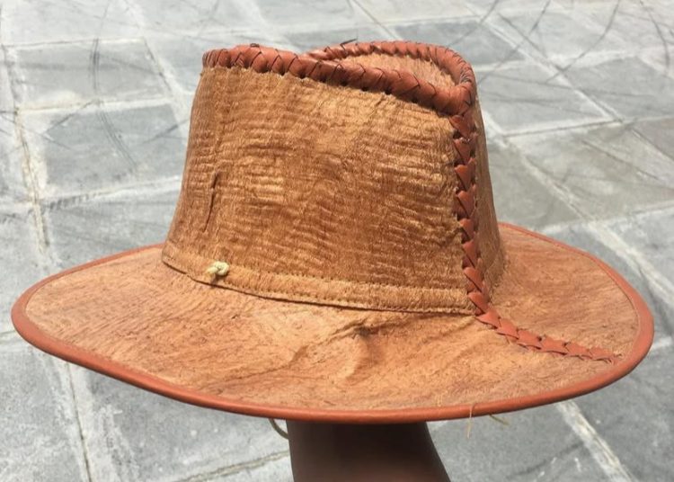 Terbuat Dari Kulit Pohon Terap, Topi Lantung Jadi Warisan Bengkulu yang Tetap Eksis
