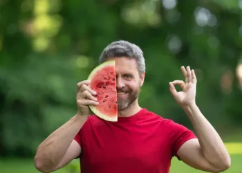 Khasiat Buah Semangka Bagi Pria, Bisa Menjadi Viagra Alami