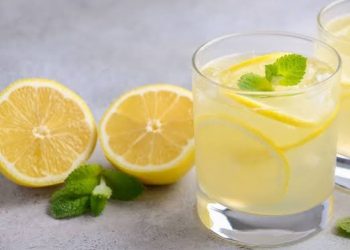 5 Manfaat Minum Air Lemon di Pagi Hari Untuk Kesehatan Tubuh