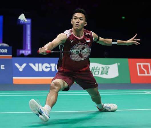 Lolos Ke Babak 8 Besar Korea Open 2025, Jonathan Christie Akan Hadapi Kenta Nishimoto