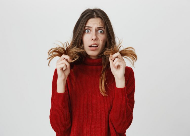 Nggak Perlu ke Salon! Ini Cara Alami Cegah Rambut Patah dan Kusam