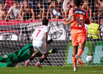 Barcelona Turun Tahta Usai di Hajar Sevilla 4-1