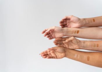 Ketahui Apa Saja 3 Jenis Warna Undertone Kulit dan Cara Mengeceknya