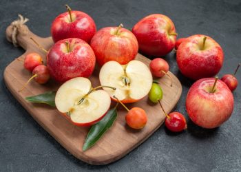 Manfaat Konsumsi Buah Apel dan Kulitnya ala Dr. Zaidul Akbar