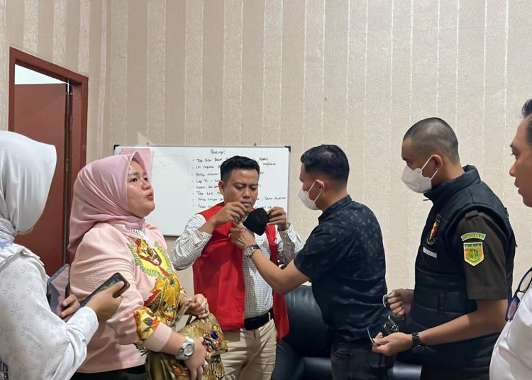 Diduga Korupsi Aset dan Peras Pedagang, Anggota DPRD Kota Bengkulu Ditetapkan Tersangka