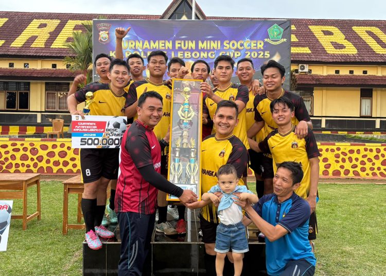 Adu Penalti Sengit, Tim Mini Soccer Polres Lebong A Raih Juara Kapolres Lebong Cup