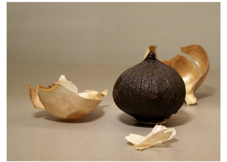 Ini 6 Manfaat Bawang Hitam untuk Kesehatan