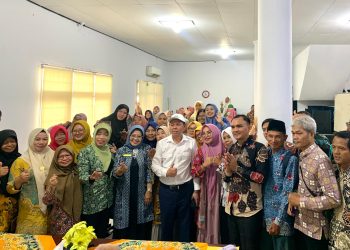 Puluhan Tahun Mengajar, Guru di Bengkulu Ngadu ke Ketua DPD RI Minta Diangkat Jadi PPPK