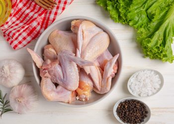 Awas! Simak Ciri-ciri Daging Ayam Tiren dan Cara Membedakannya