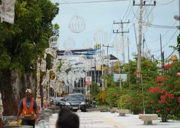 Percepat Estetika Kawasan Publik, Belungguk Point Bengkulu Kini Gemerlap dengan Lampu Round Pendant Modern