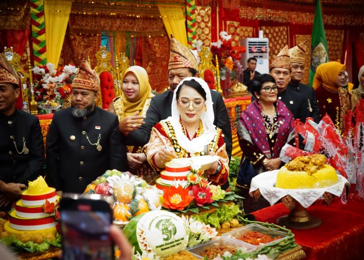 Destita Satu-satunya Senator Asal Bengkulu yang Hadir di HUT Provinsi Bengkulu ke-57