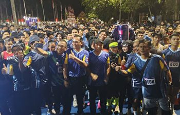 Seru dan Meriah, Yuk Intip Manfaat Lari Malam di Even Glow Run Night HUT RBTV ke-16