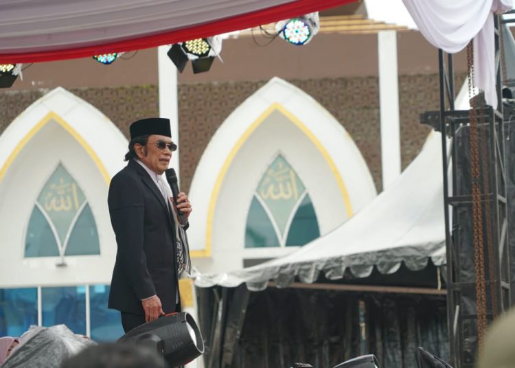 Tausiyah ke Bengkulu, Raja Dangdut Rhoma Irama Ajak Masyarakat Tingkatkan Kepedulian