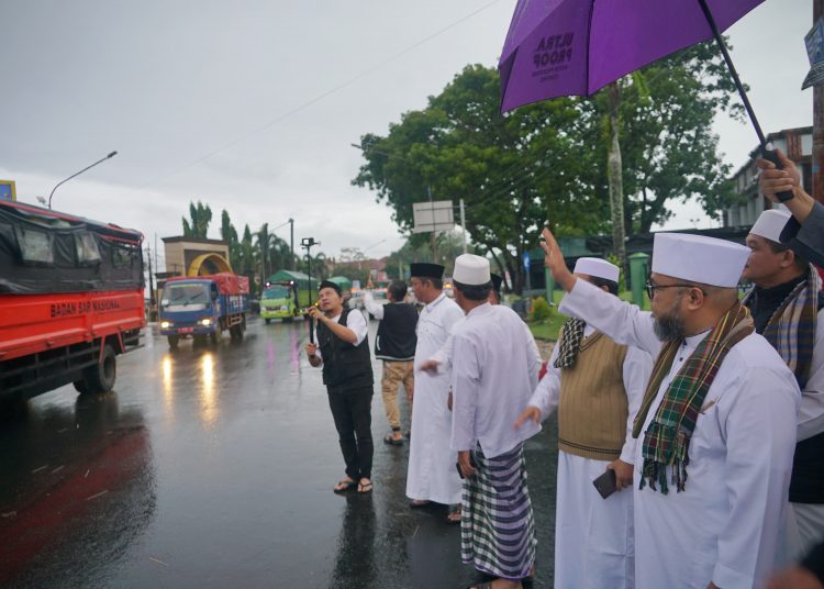 Bantuan Kemanusiaan dari Bengkulu untuk Sumatera Diberangkatkan, Gubernur Helmi Beri Pesan ke Relawan