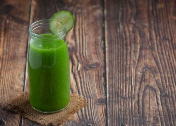 Kaya Akan Air dan Nutrisi, Ini Dia Manfaat Jus Seledri untuk Tubuh