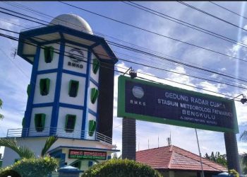 Prakiraan Cuaca Provinsi Bengkulu  Selasa, 13 Januari 2026