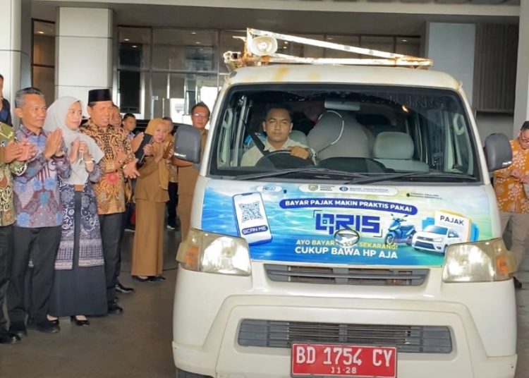 Tak Perlu Tunai, Mobil Samsat Keliling Bengkulu Kini Terima QRIS