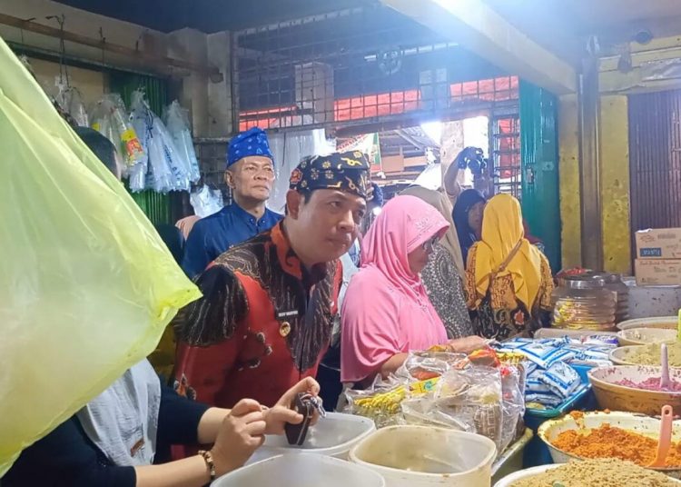 Walikota Bengkulu Serap Aspirasi Pedagang PTM, Janjikan Pembenahan Drainase dan Rehabilitasi Pasar