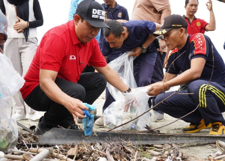 GEMPAR Bersihkan Pantai Zakat, Wujud Kolaborasi Jaga Ikon Wisata Bengkulu