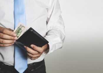 Ustadz Abdul Somad Jelaskan Hukum Istri Ambil Uang Suami Tanpa Izin