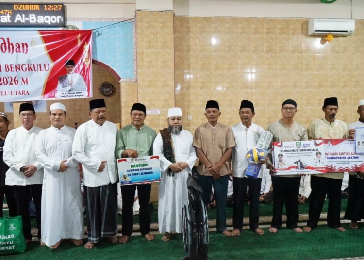 Safari Subuh di Ketahun, Helmi–Mian Serahkan Bantuan Masjid dan Percepat Pembangunan Jalan Bengkulu Utara