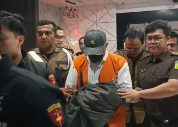 Diduga Terlibat Kasus PT RSM, Mantan Bupati Bengkulu Utara Imron Rosyadi Resmi Ditahan Kejati