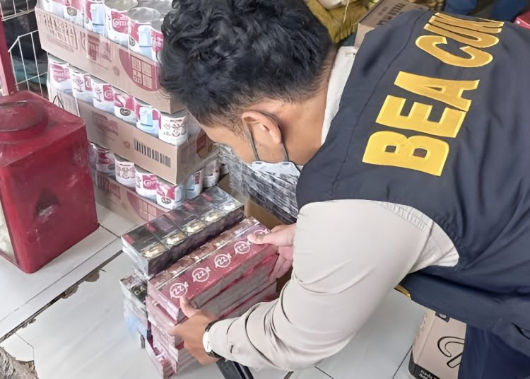 Bea Cukai Bengkulu Ungkap Penyelundupan Rokok Ilegal Lewat Jasa Titipan Online