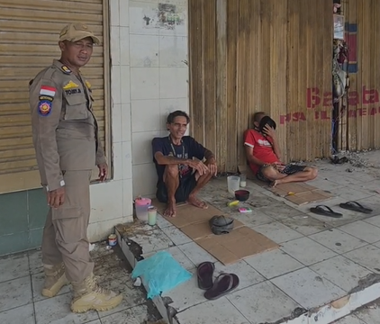 Respons Cepat Laporan WhatsApp, Satpol PP Bengkulu Gerebek Penjual Tuak di Eks Barata